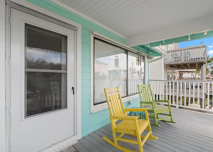 Holiday home Hazel Mae's Hideaway